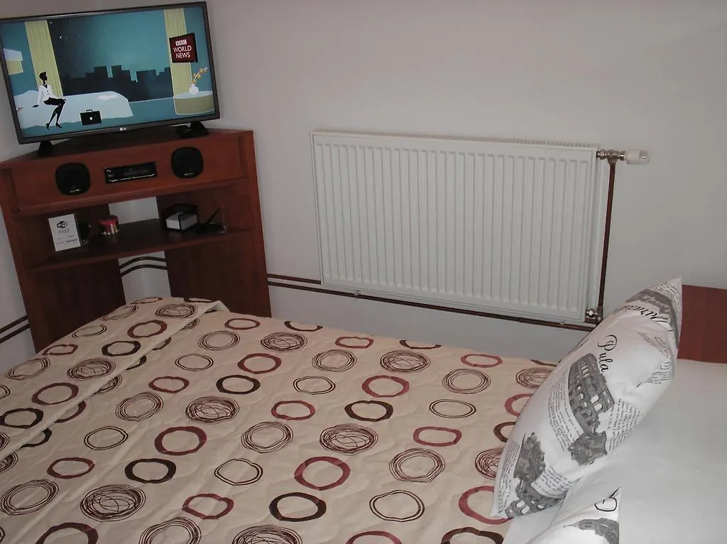 Rooms Matea Pula Guest house